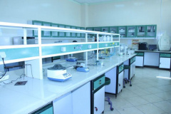 آزمایشگاه بیوشیمی دانشکده علوم پایه 1